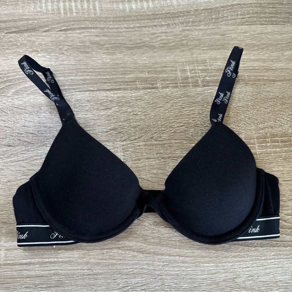 Pink By Victoria’s Secret Cotton T-Shirt, Lightly Lined Black Bra Size 32B ￼